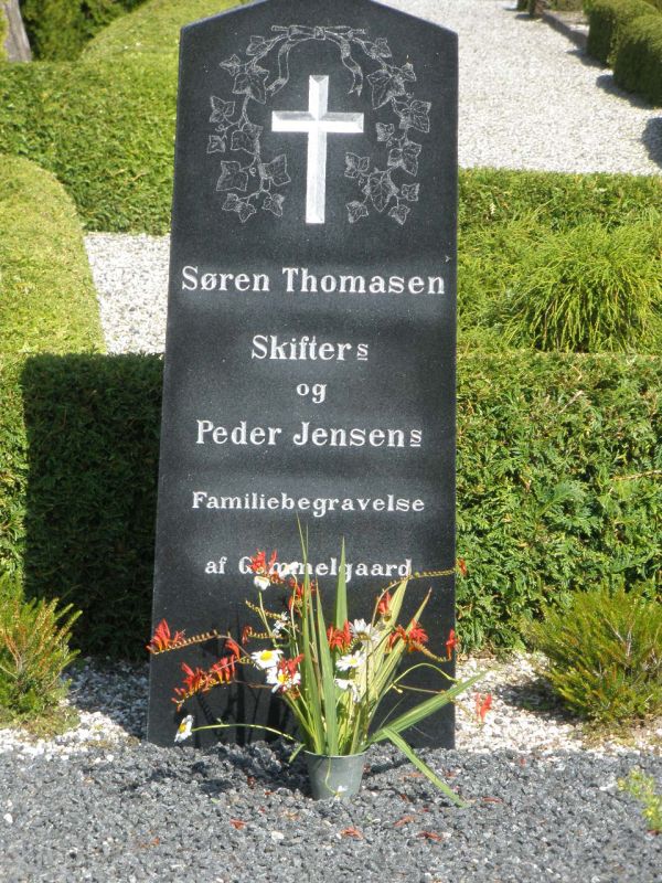 Soeren Thomasen Skifter's familiegravsted.JPG